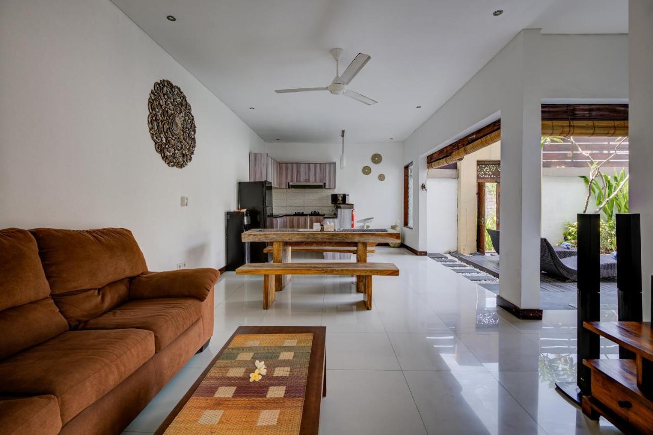 Villa Raka Managed By Manara Легиан Екстериор снимка